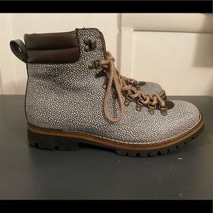 Taft Viking Boots in Stone